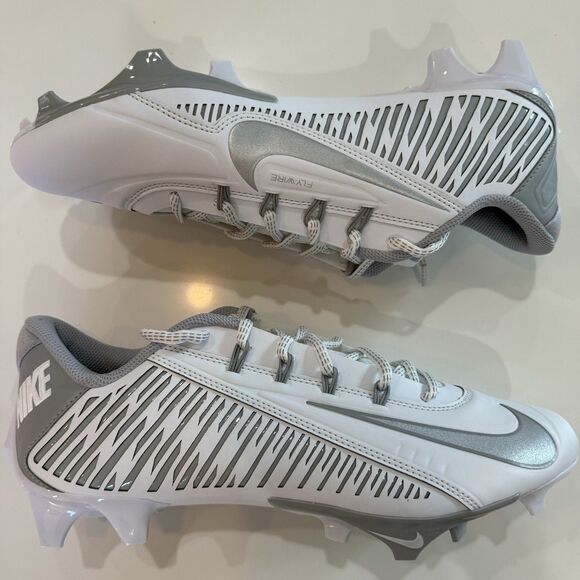Size 10.5 Nike Vapor Edge VC White/Silver Men\'s Football Cleats (DO6294-100) main image 10